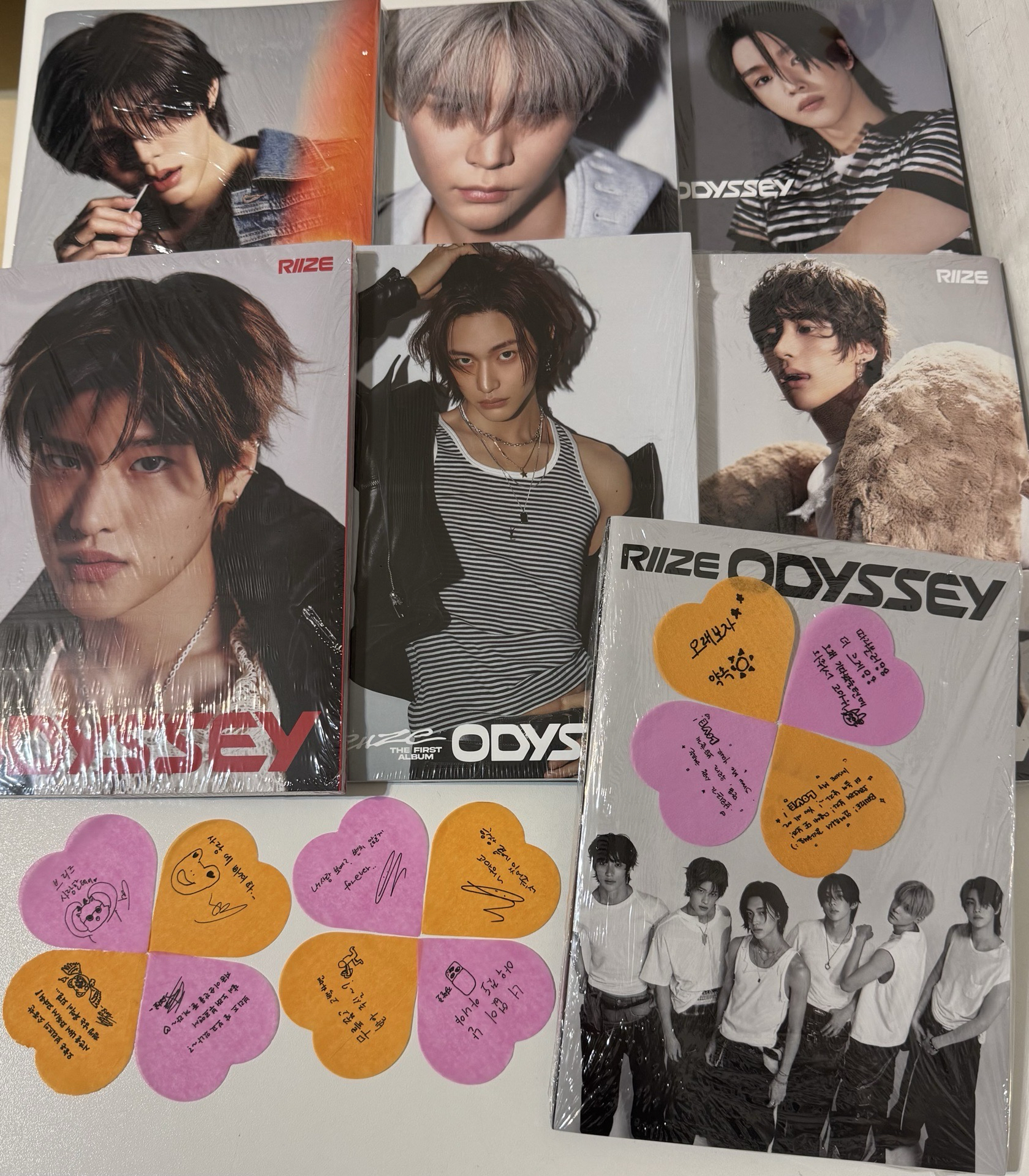 Riize 正規一輯 Odyssey Photobook ver 七張+首爾安可場紙花12張