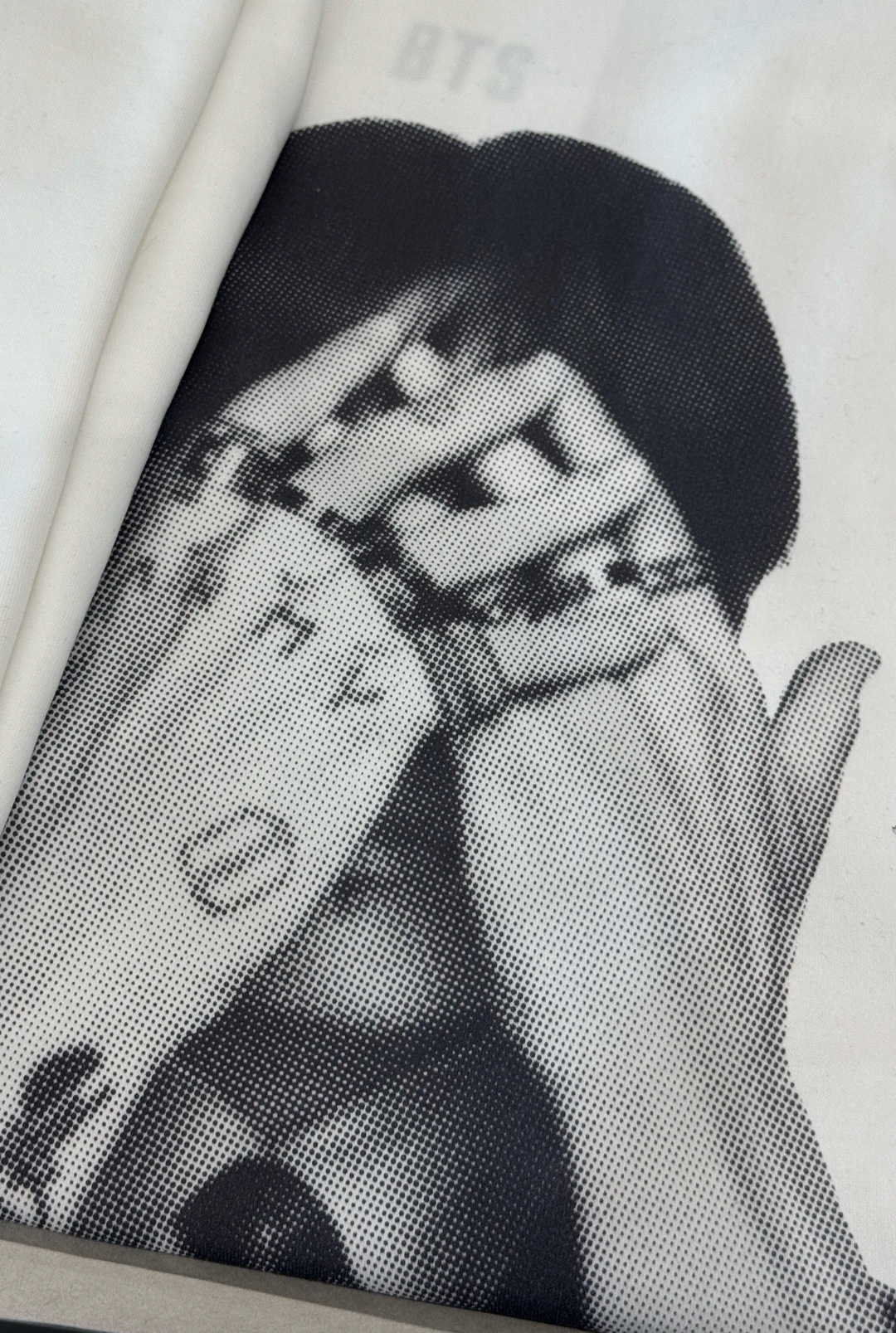 [四月底出貨] t-shirt 柾國 M