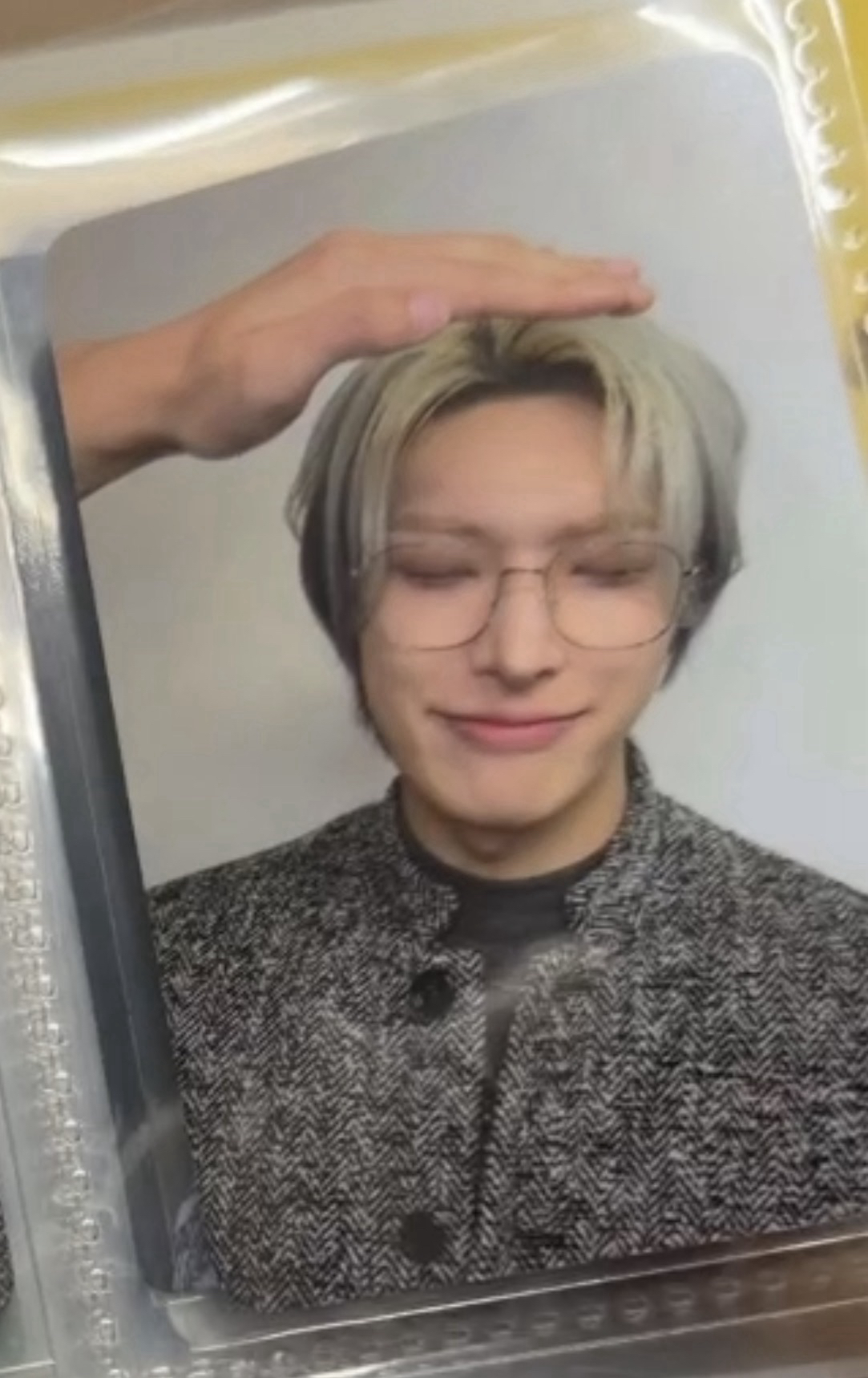 摸頭旼琦 五萬滿額有綁