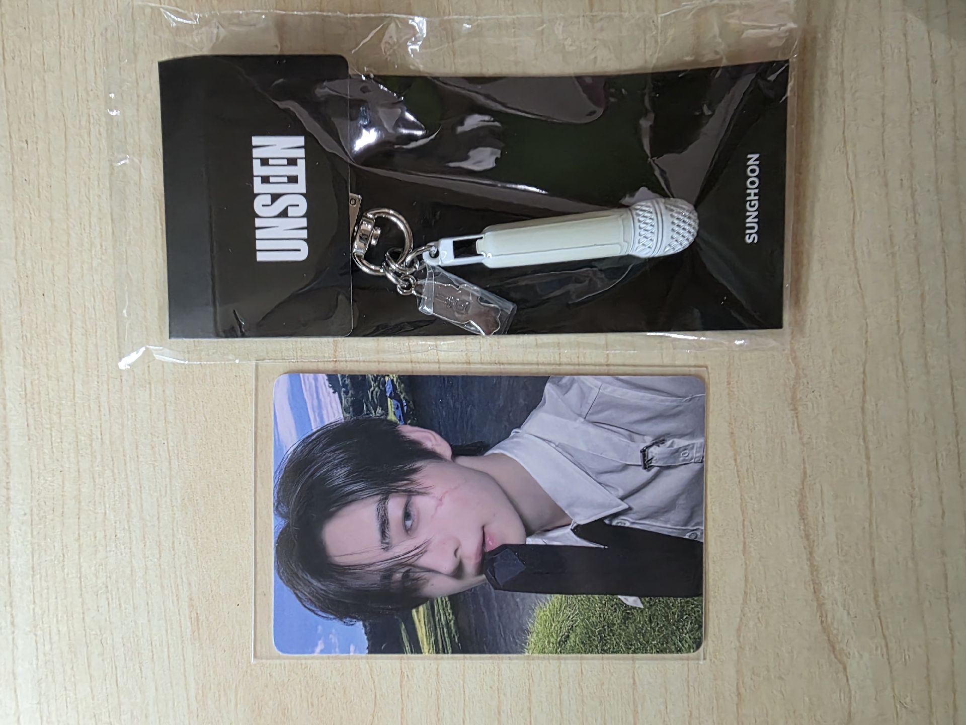 enhypen 朴成訓領帶訓+unseen 麥克風吊飾