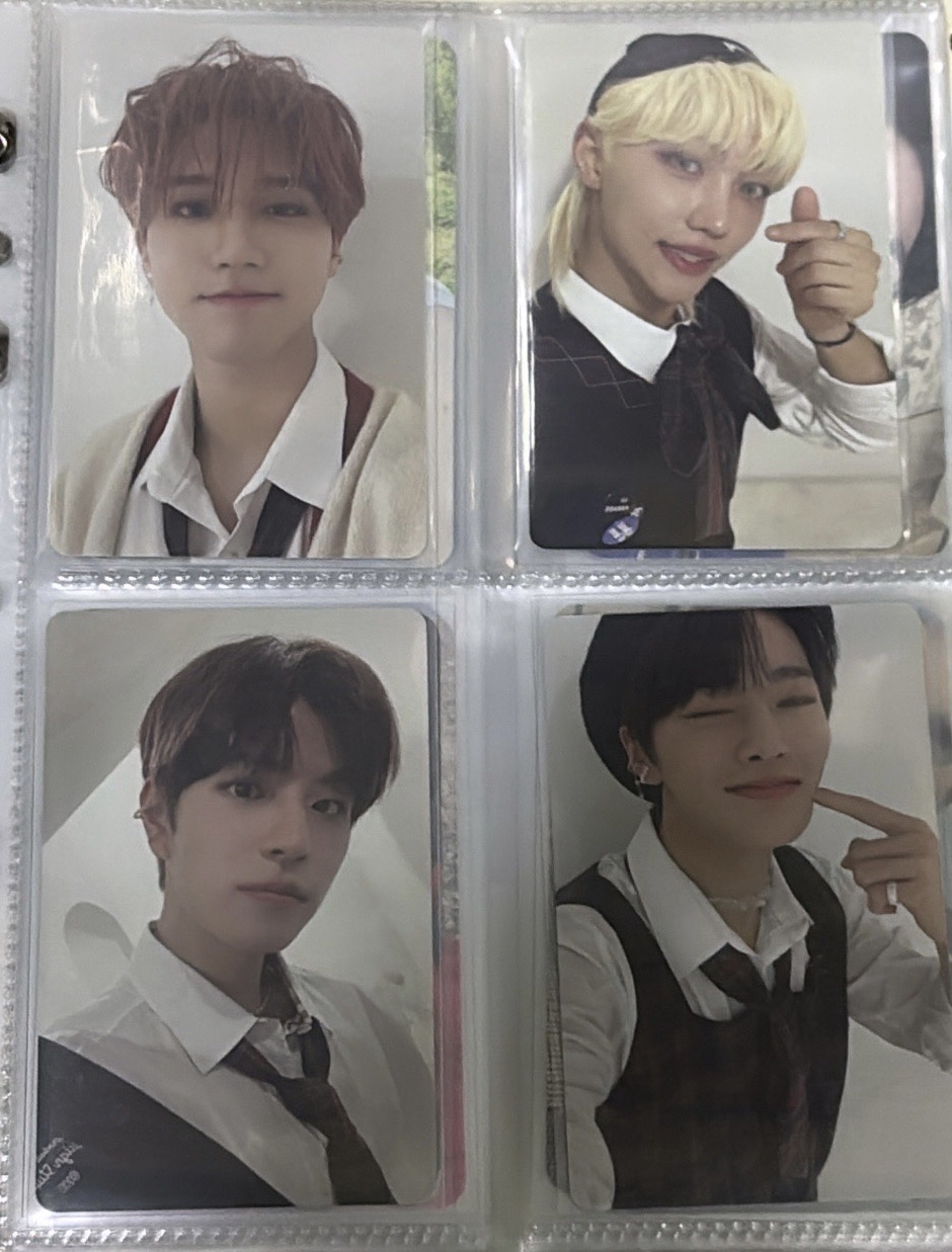 迷 23年mini world紅ver.+聖誕預售