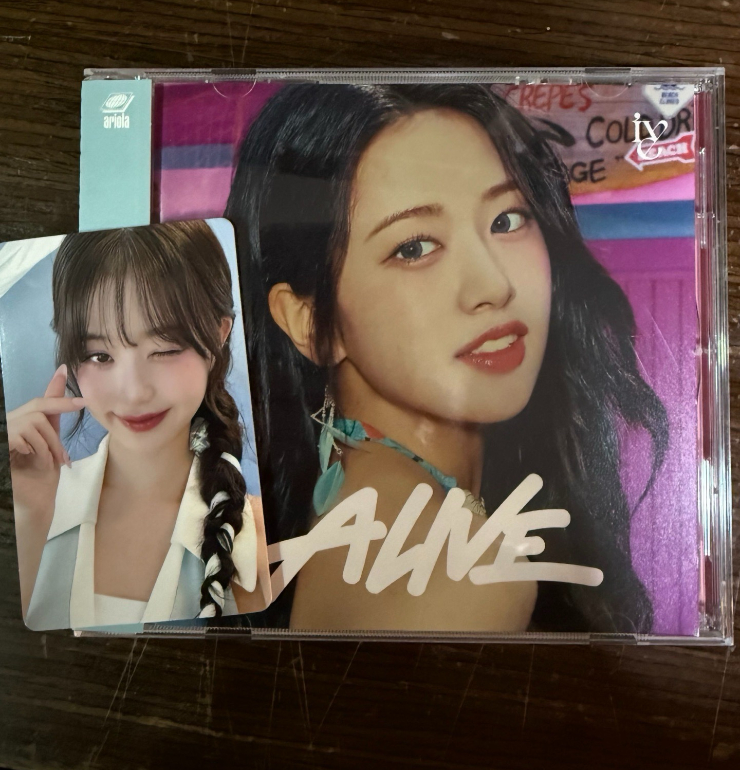 Alive 俞真單封員卡