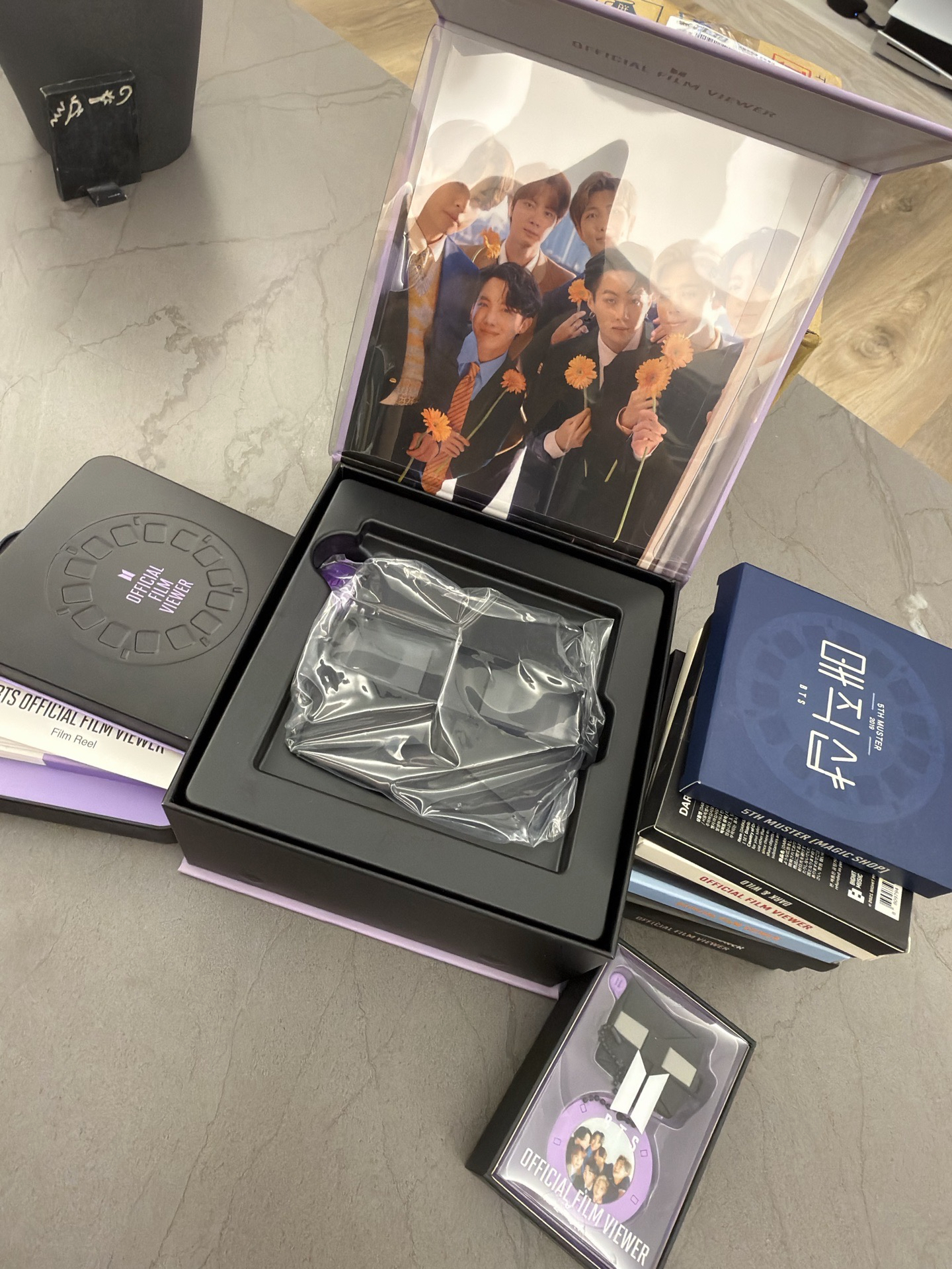 BTS 防彈少年團 幻燈片整組 投影機