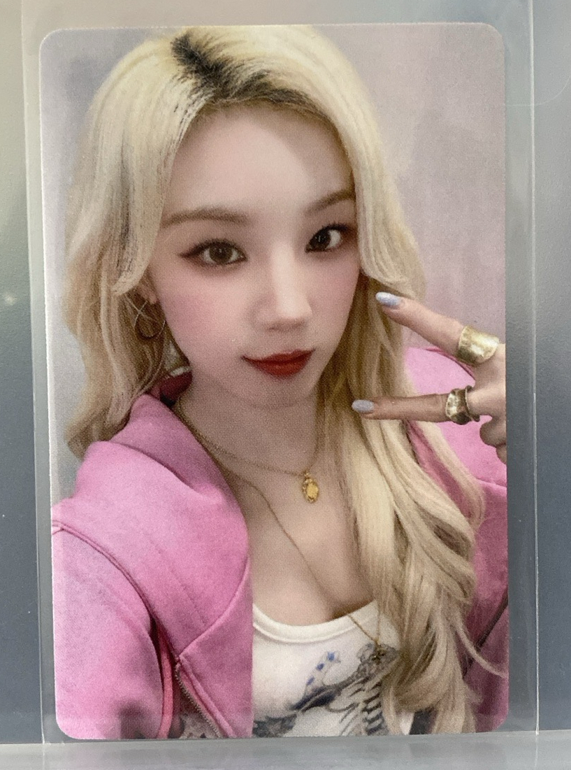 2025 kcon La 滿額卡琦