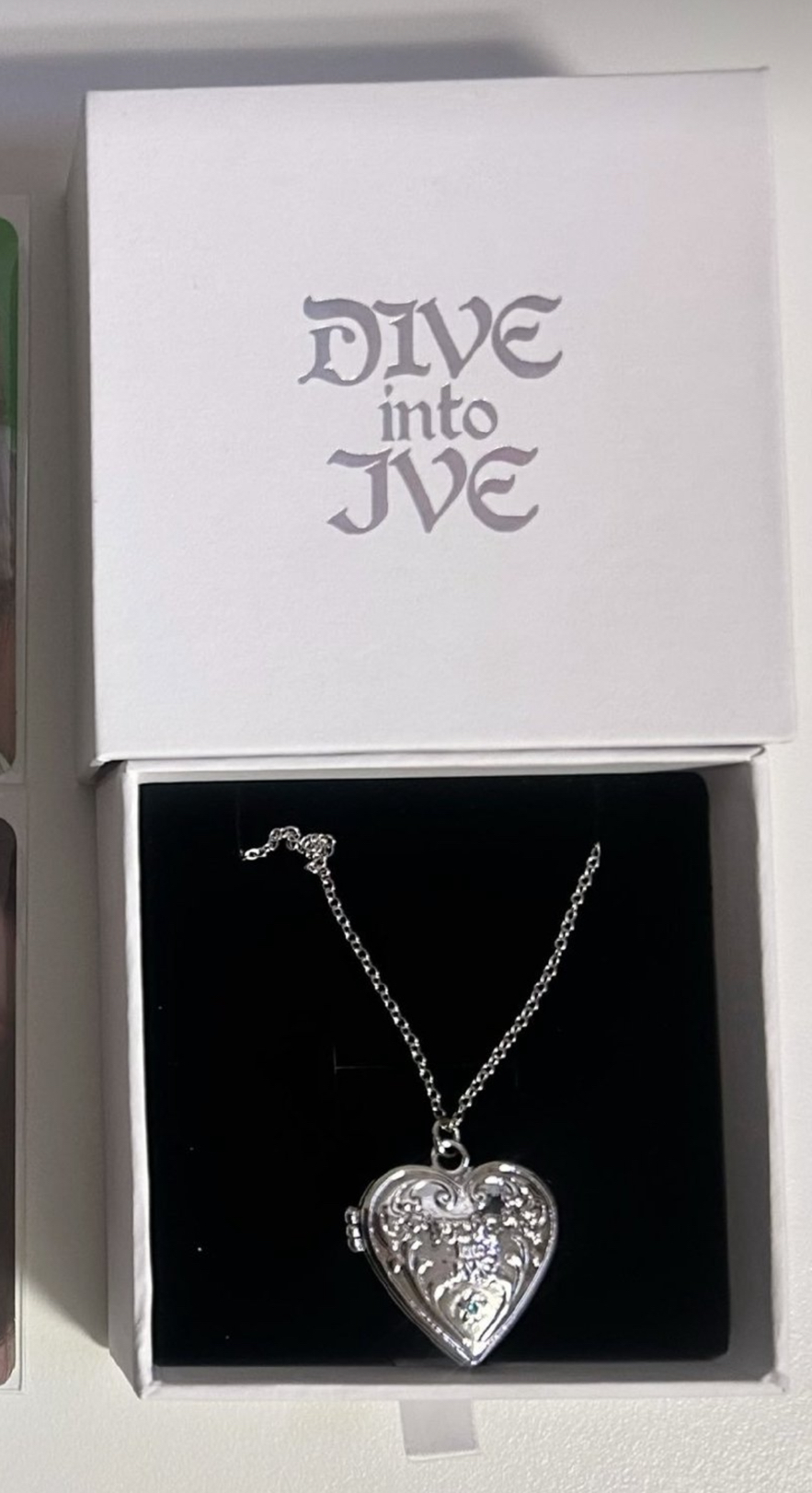 項鍊本體 線下買到 無小卡