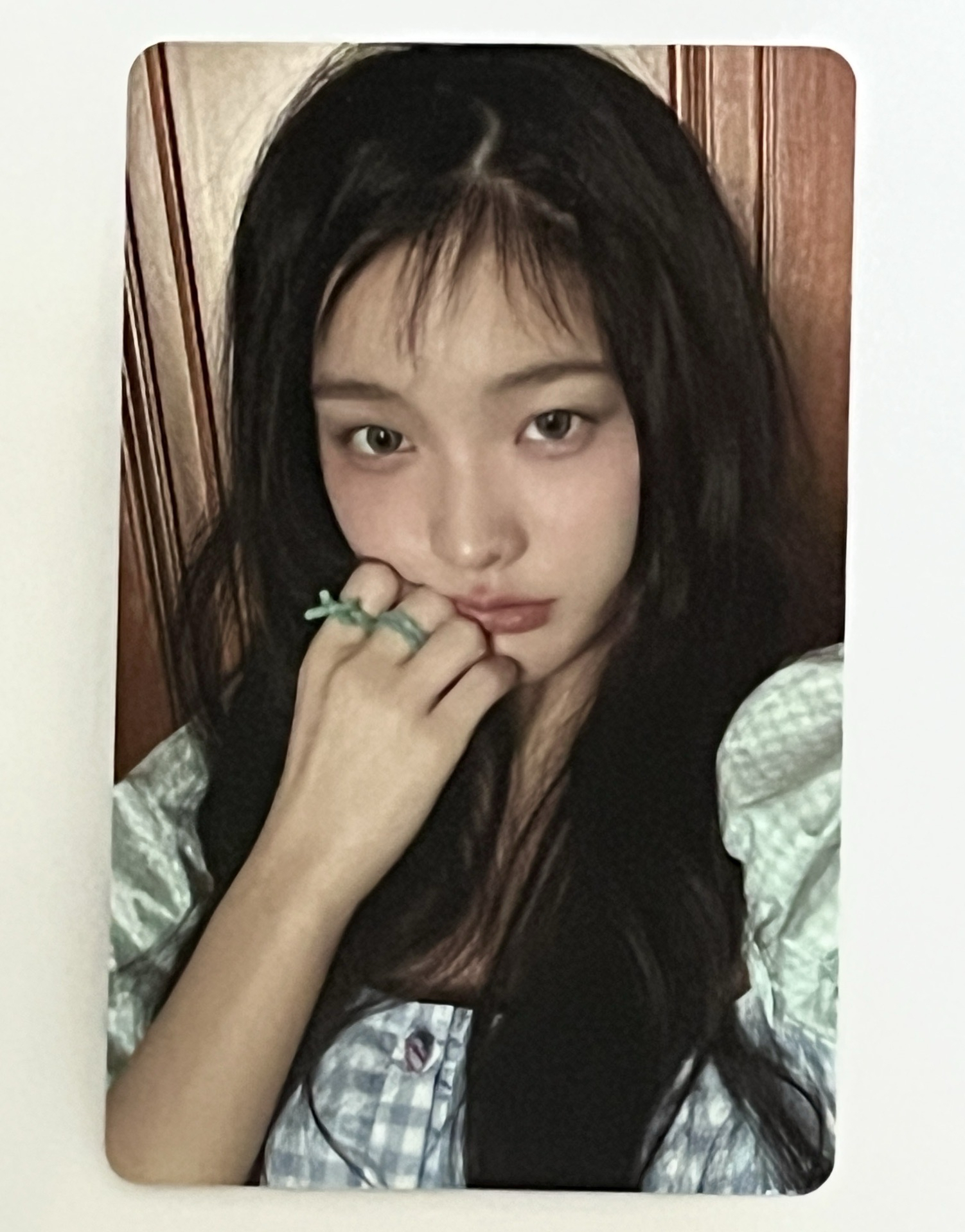 Iroha 外園彩羽 illit 