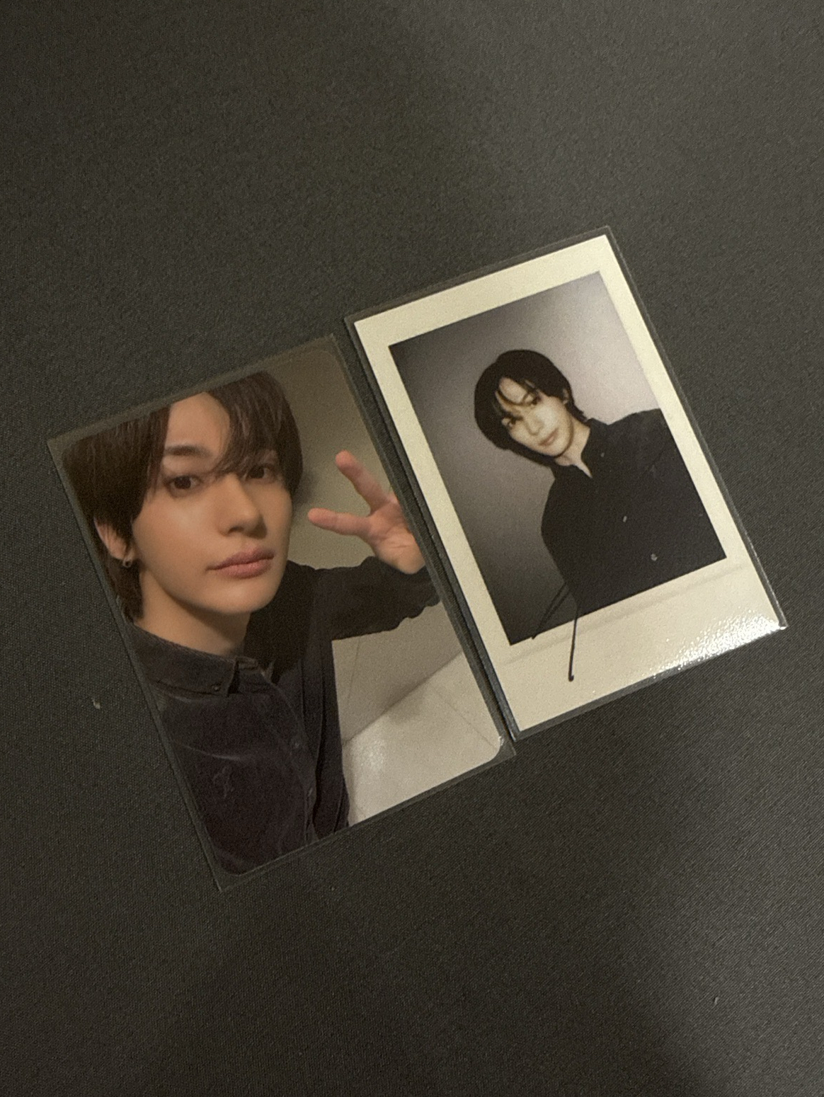 odyssey簽售兩張（中背+拍立得）