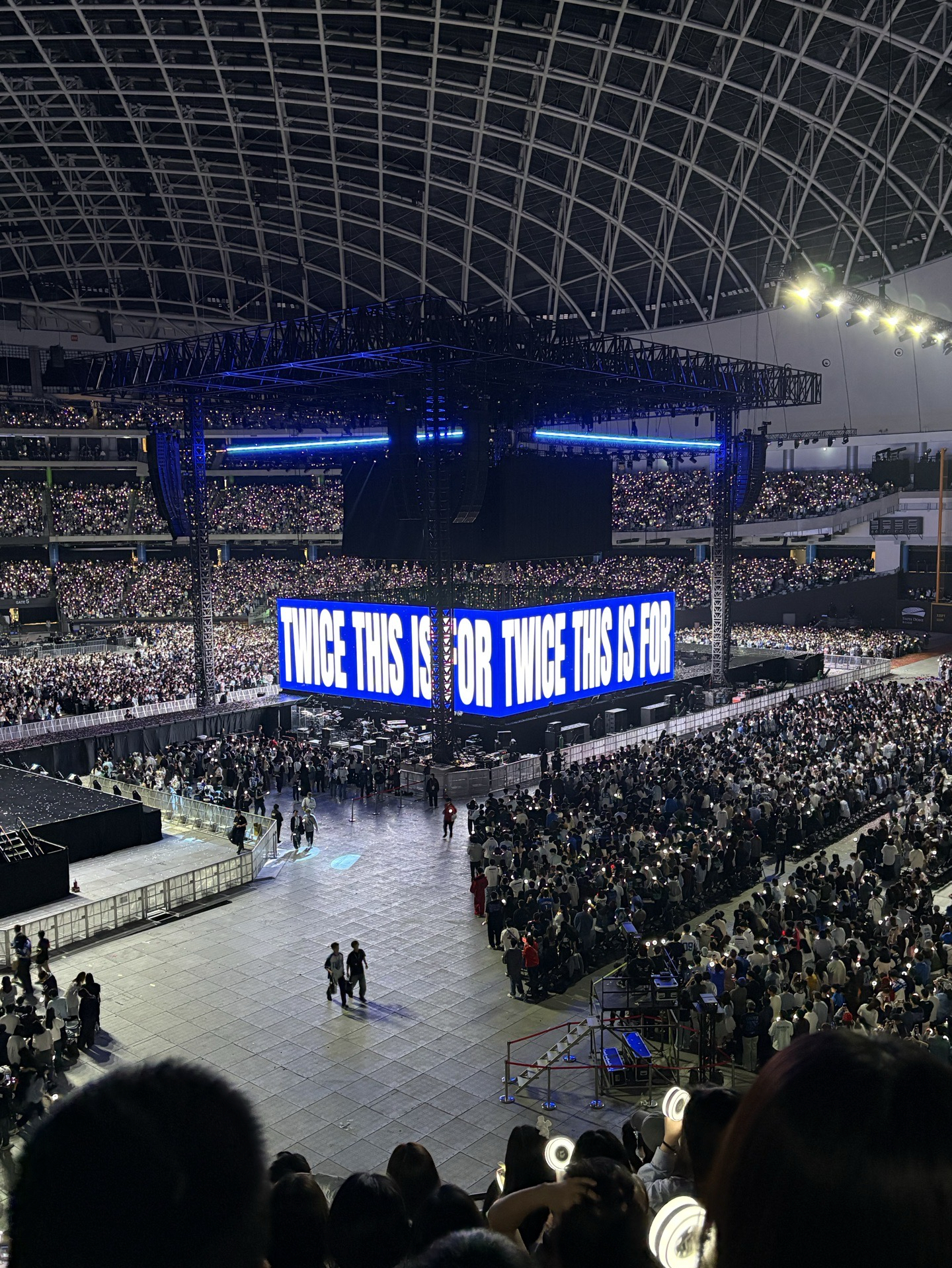 TWICE 三代手燈 二手