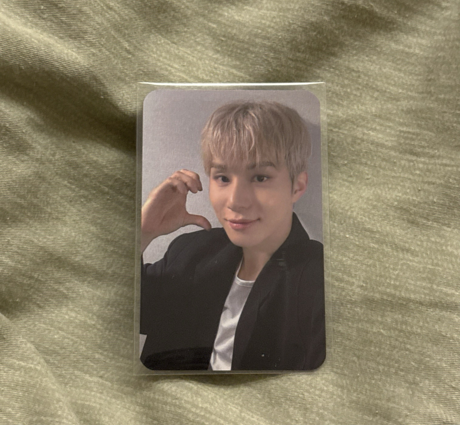 ★黃金獵犬比心