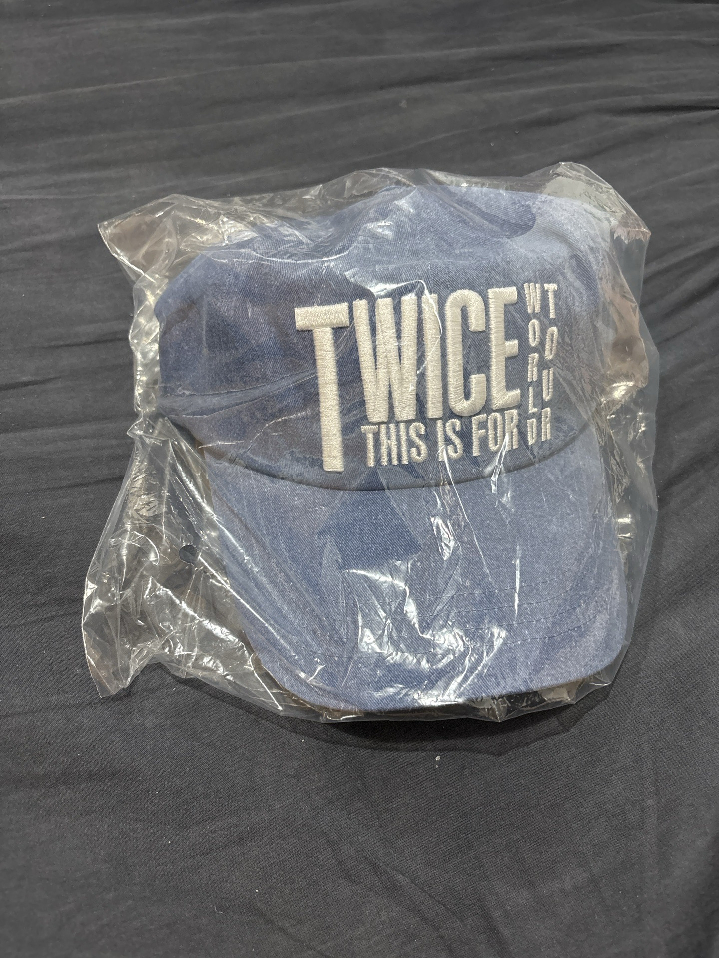 TWICE台北場週帽子