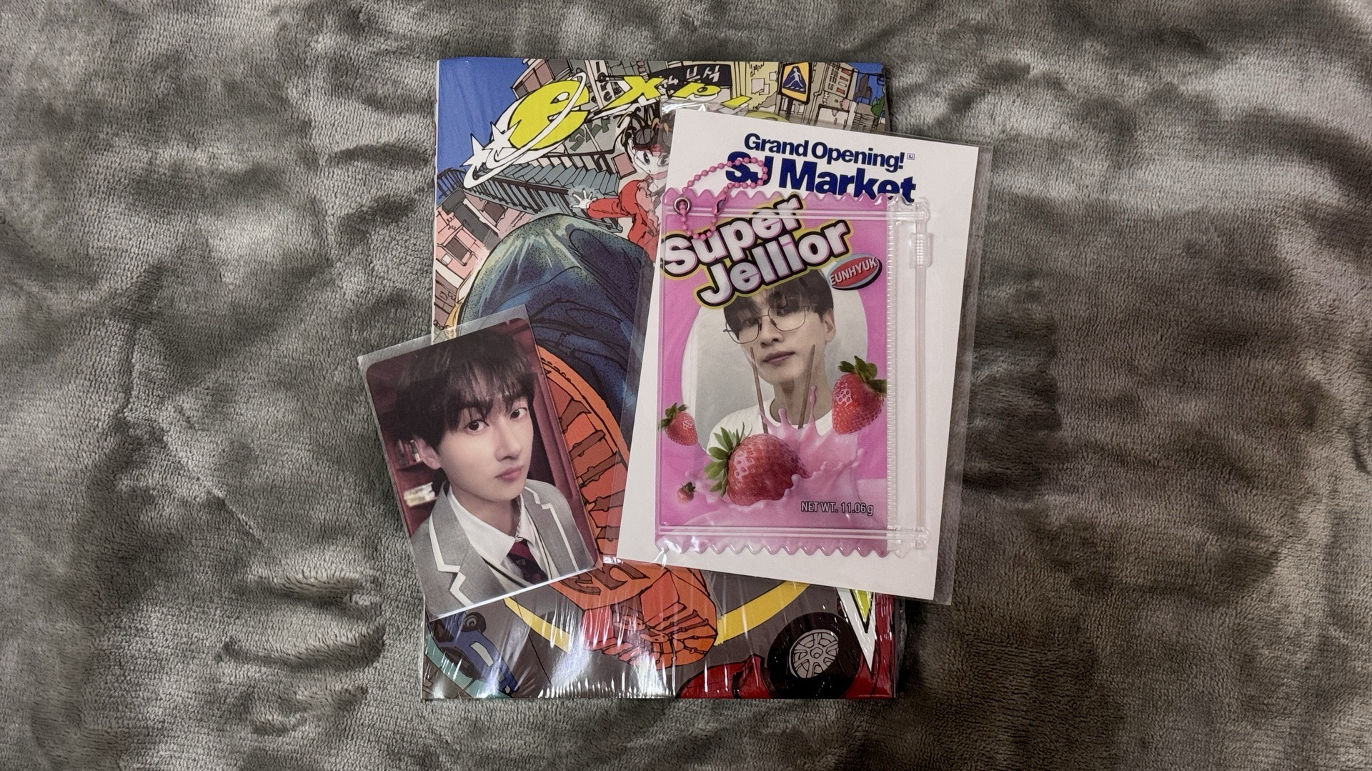 SUPER JUNIOR銀赫 愛寶樂園赫+卡套卡+專輯