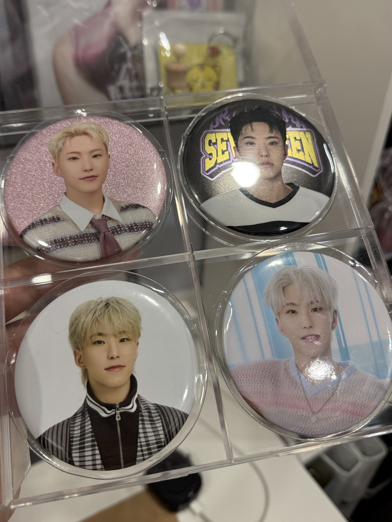 SEVENTEEN HOSHI 徽章 合售