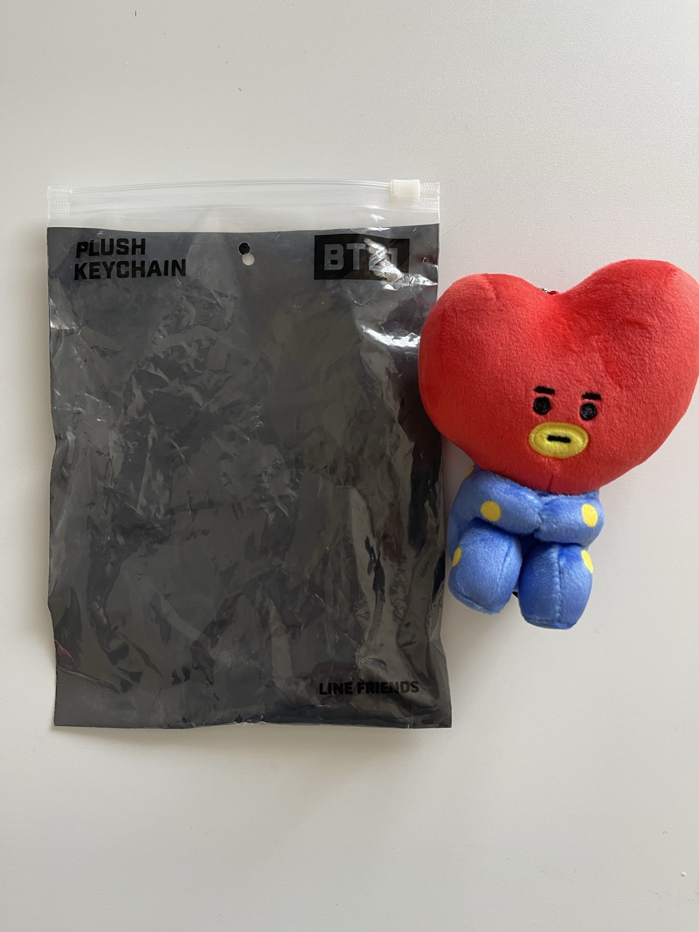 BT21 TATA 吊飾小娃