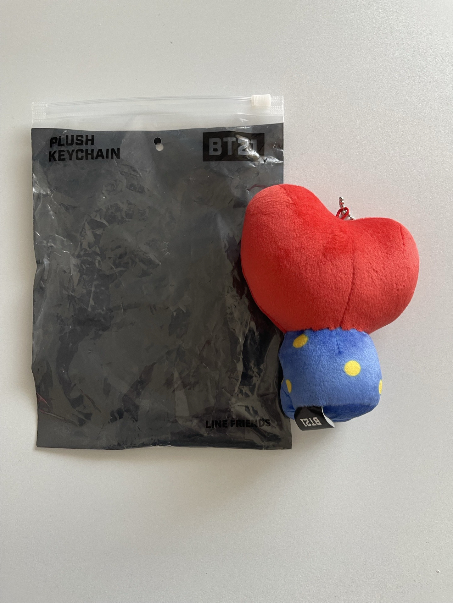 BT21 TATA 吊飾小娃