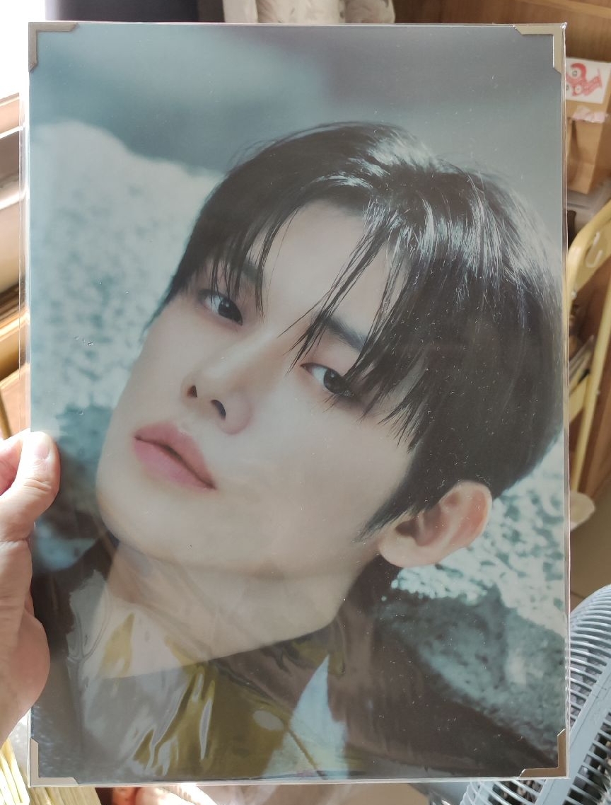 tomorrow 首爾場竣絕世美顏大相框