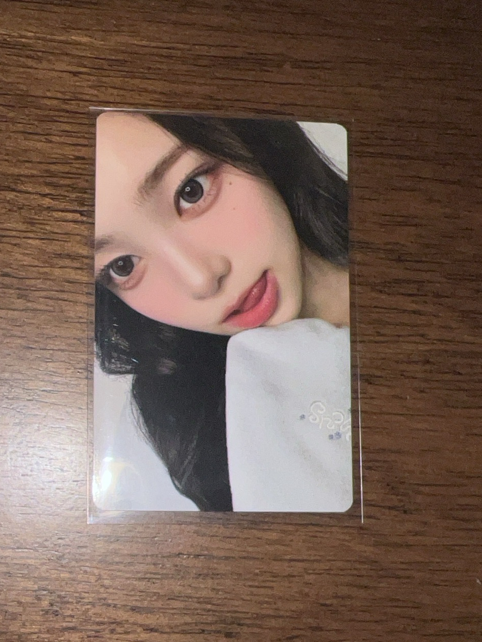 hearts2hearts Ian外套卡