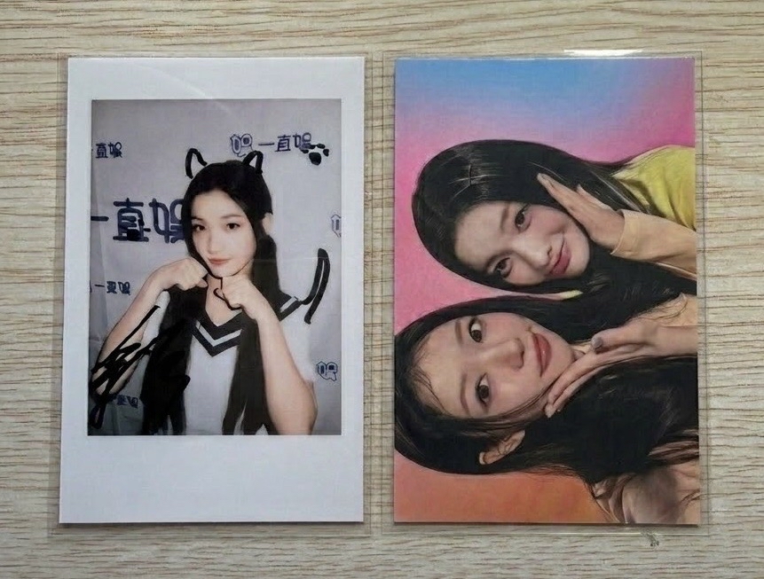 ILLIT 廣州簽售復刻拍立得 IROHA + 帽T雙人卡