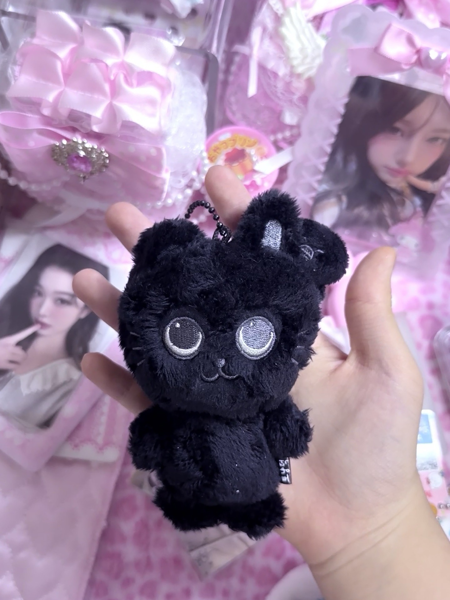 黑炭兔喵鴨ㅊㅊ