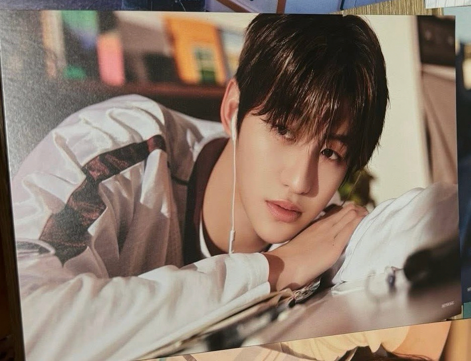 TWS 韓志薫塔店海報 申惟專卡