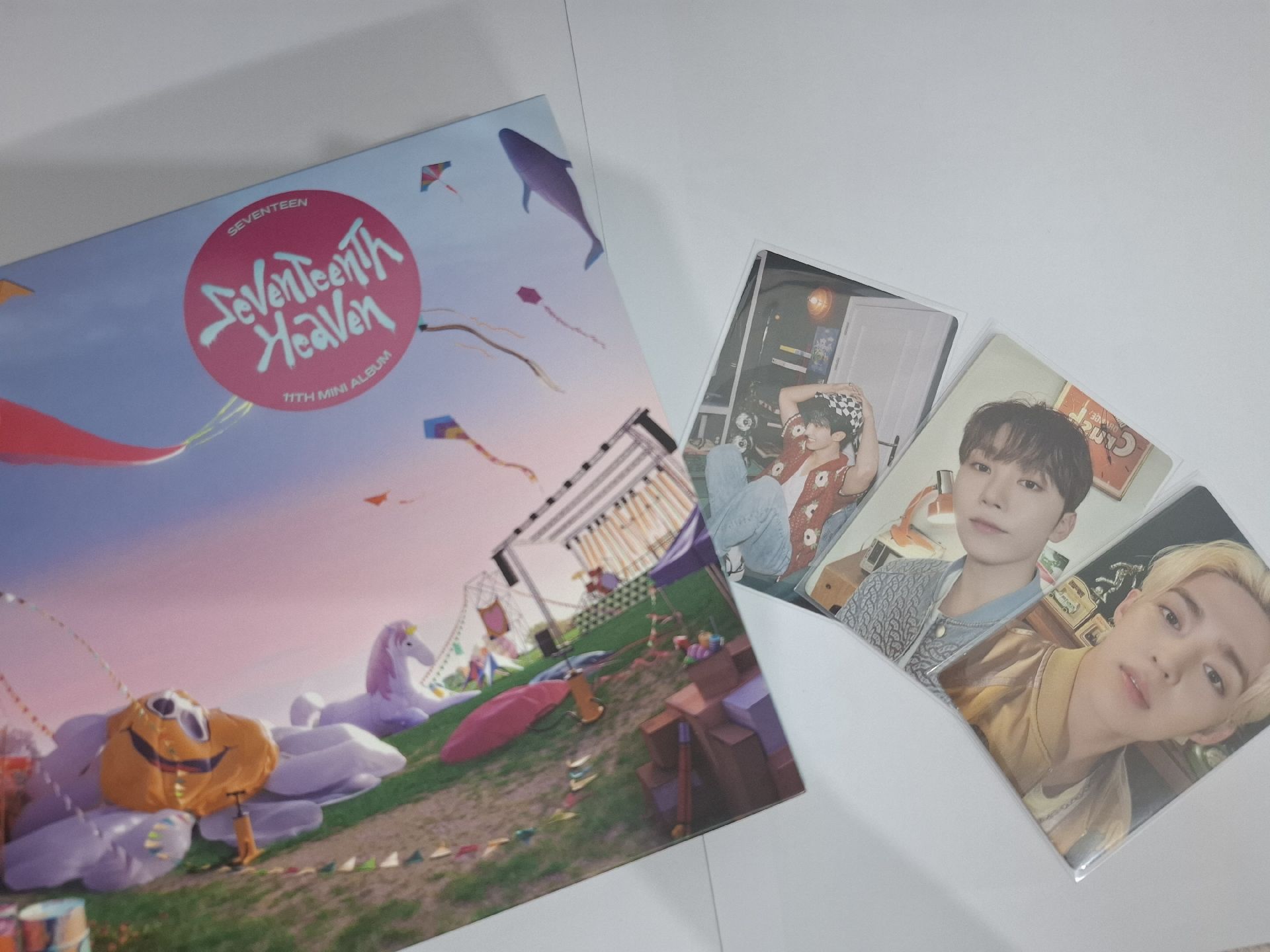 MINI11 專輯 AM526 ver.（少貼紙）