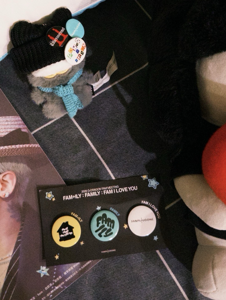 首爾FM 徽章組 附原袋