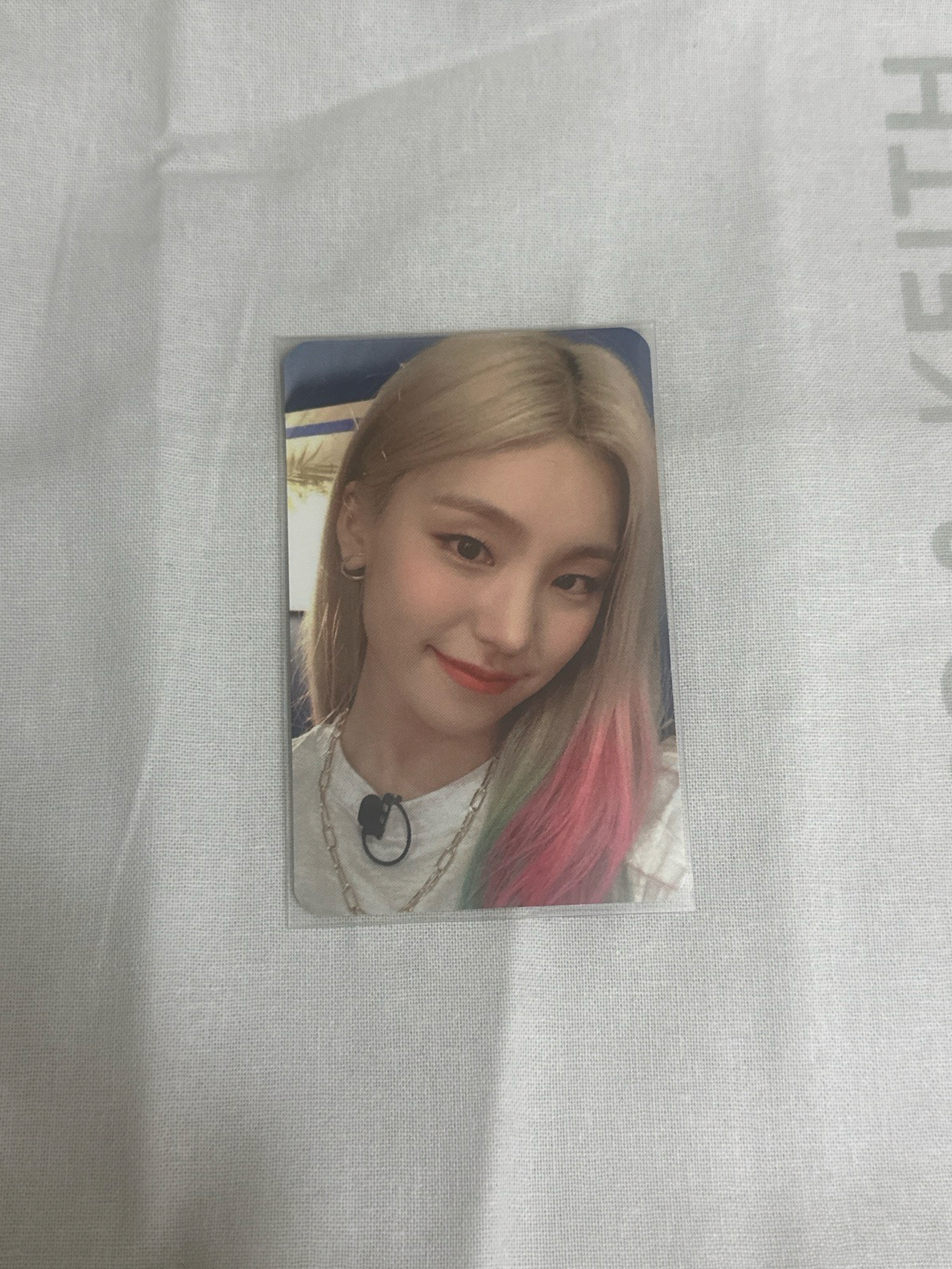 黃禮志 YEJI NOT SHY SUBK中簽卡