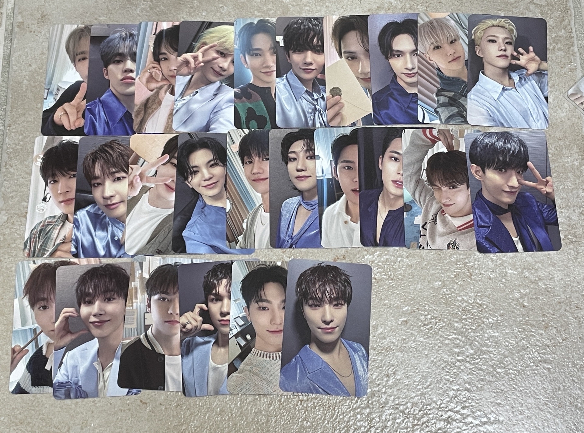 SVT 2024克拉島回憶錄小卡(兩套不拆)