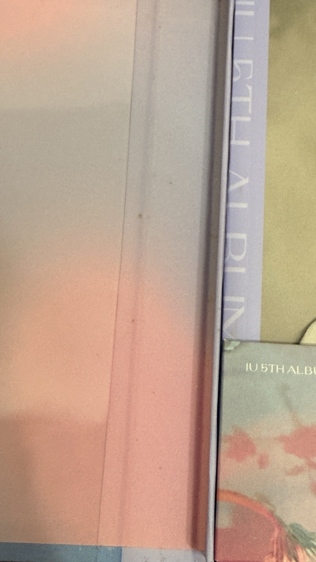 IU LILAC已拆彩專 含小卡 貼紙 照片