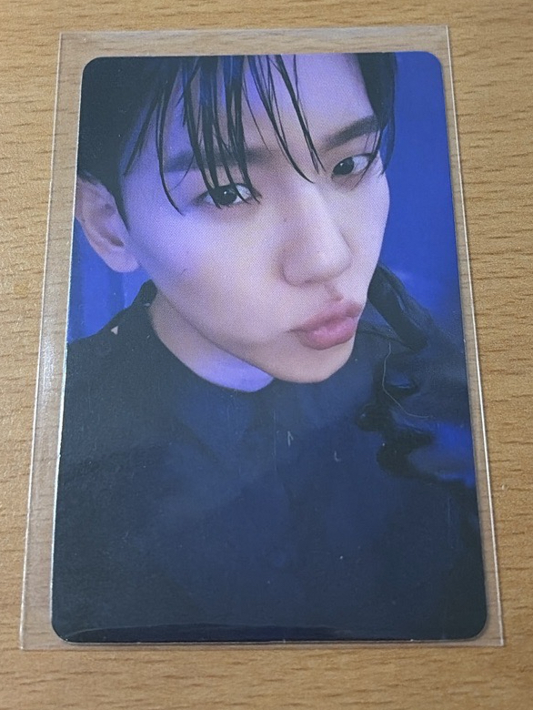 邊伯賢Bolo4專卡