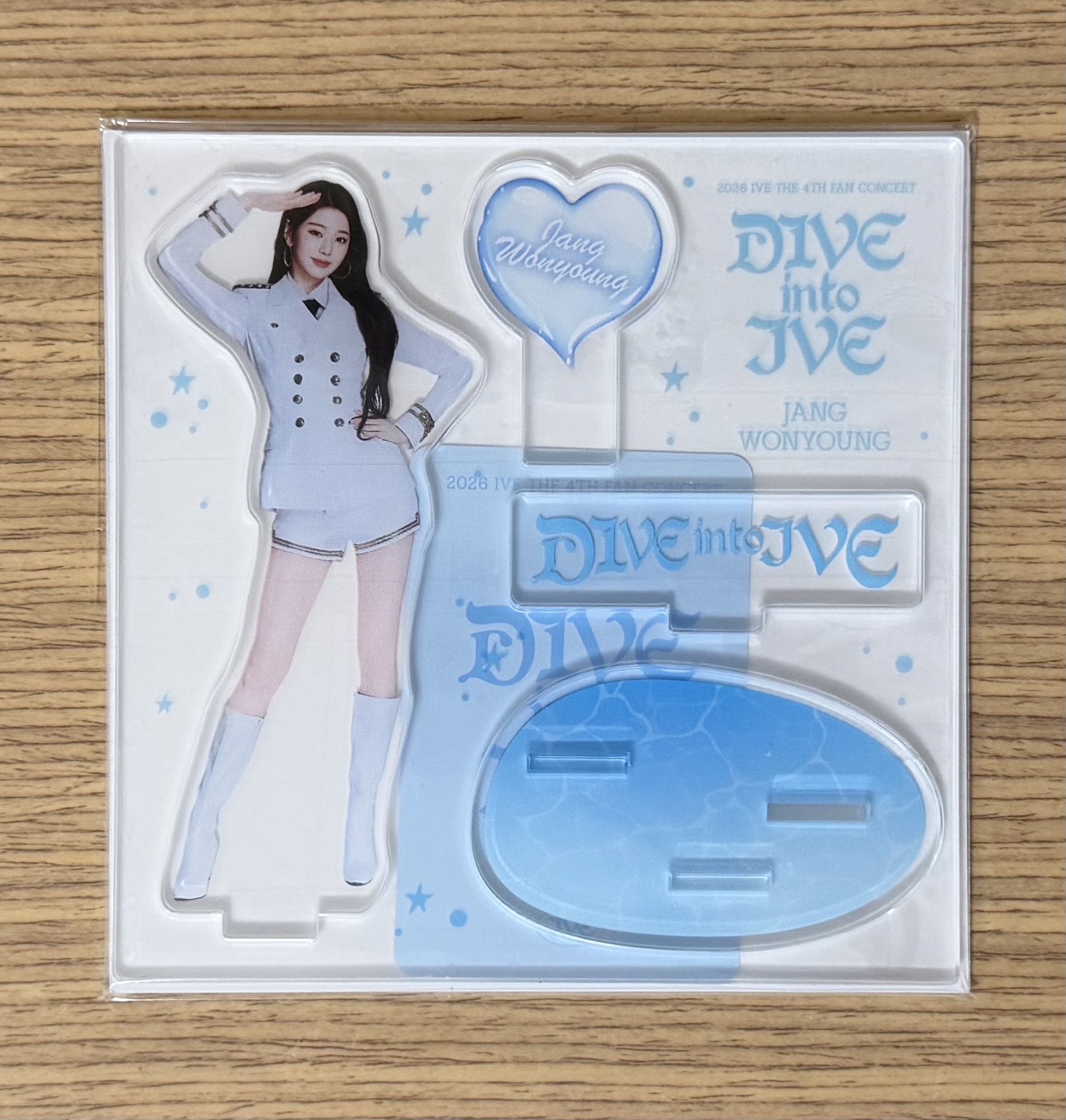 IVE fc DIVE into IVE 立牌 張員瑛