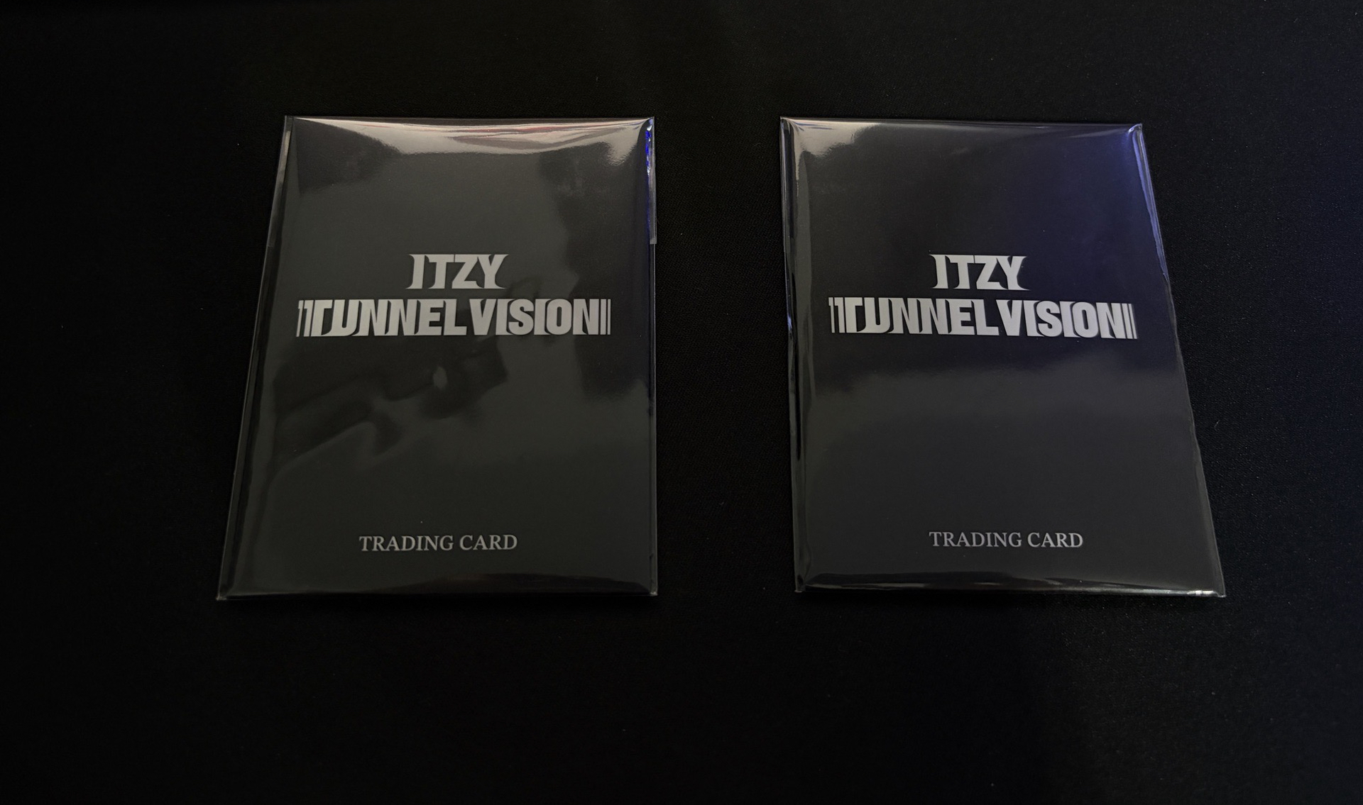 ITZY [TUNNEL VISION] 快閃 隨機卡包