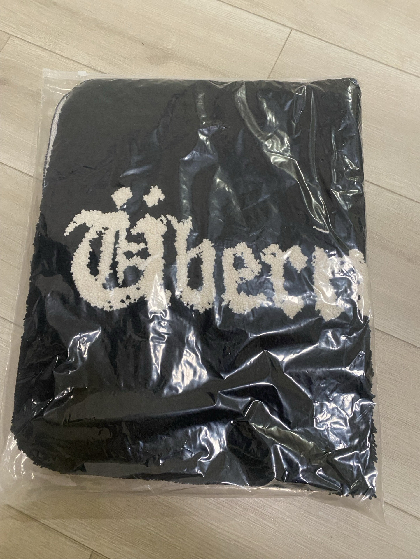 G-Dragon 展覽地毯