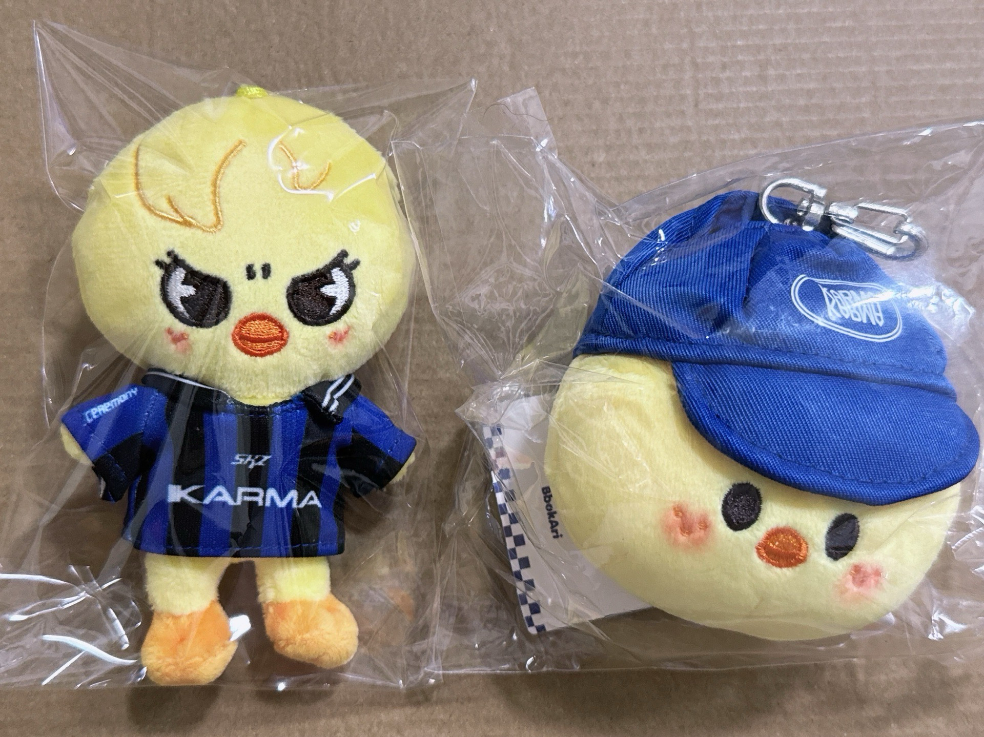 電子專娃菲+菲棒球帽吊飾