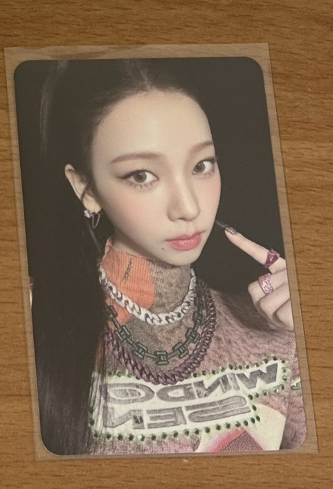 Karina 正規一隨機卡