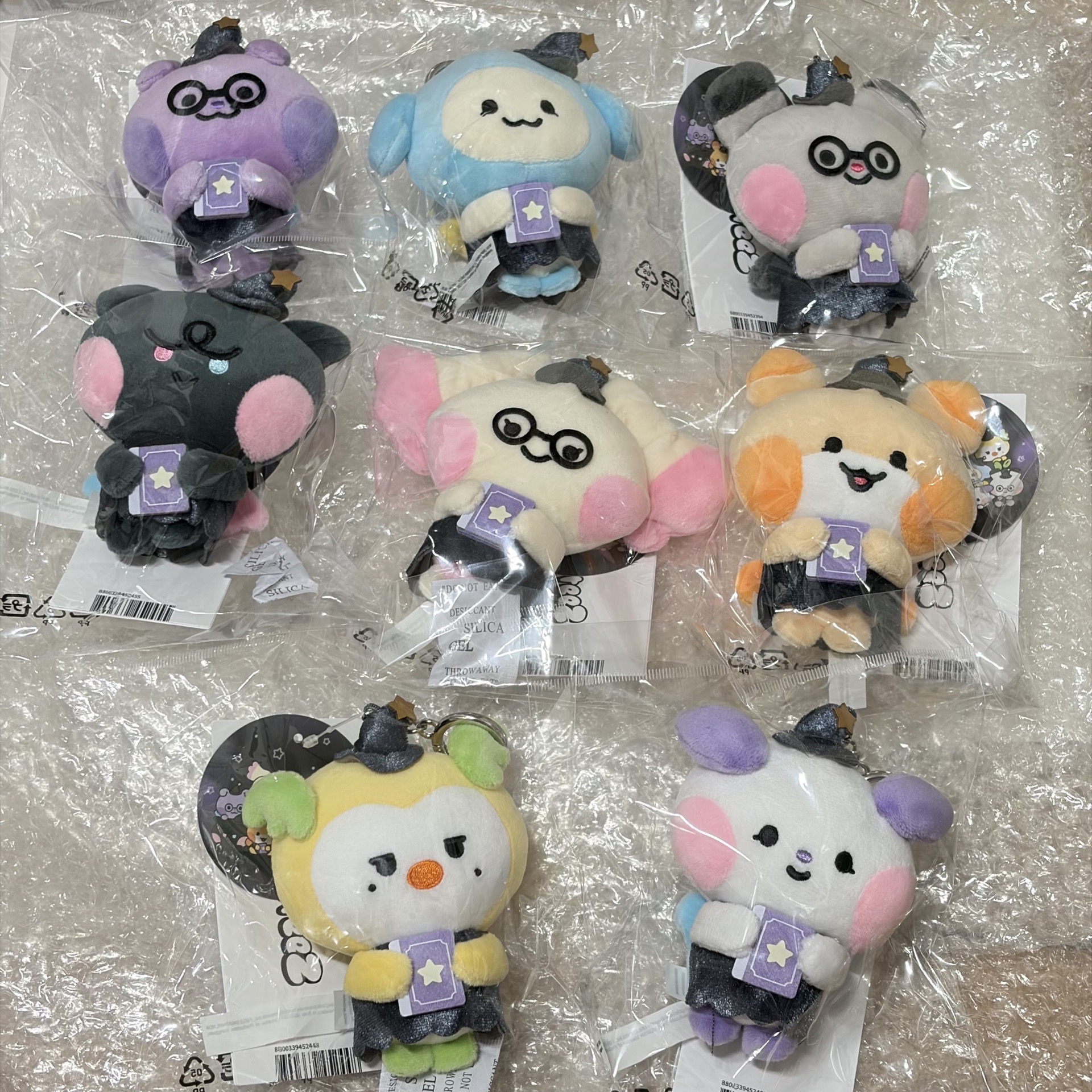 在韓 全新 ATEEZ MIGHTEEZ 魔法娃娃吊飾