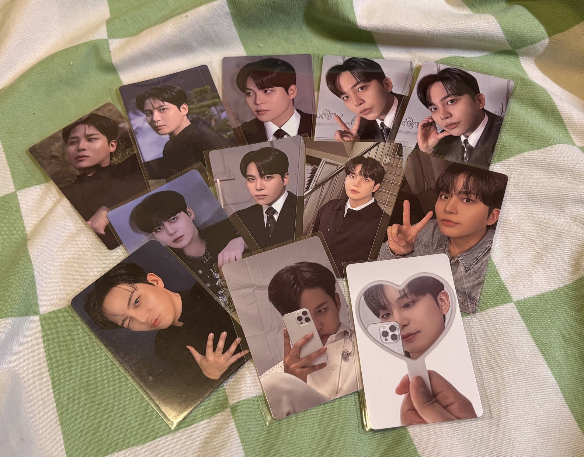 ATEEZ/鍾浩小盤/GH.4 / IYF/ sw 忠燮牌winks 簽售卡