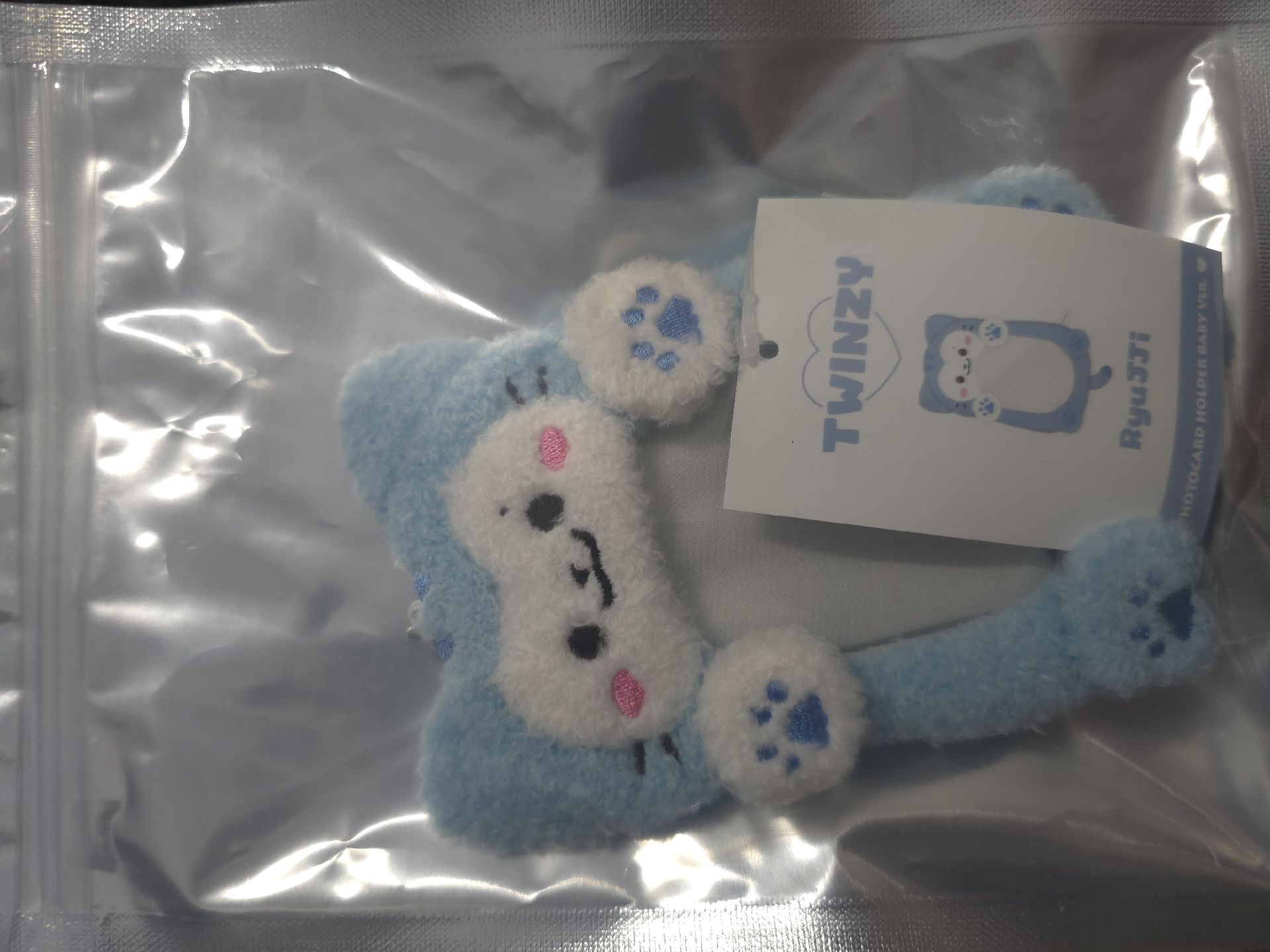 全新現貨 ryujji卡套 含小卡