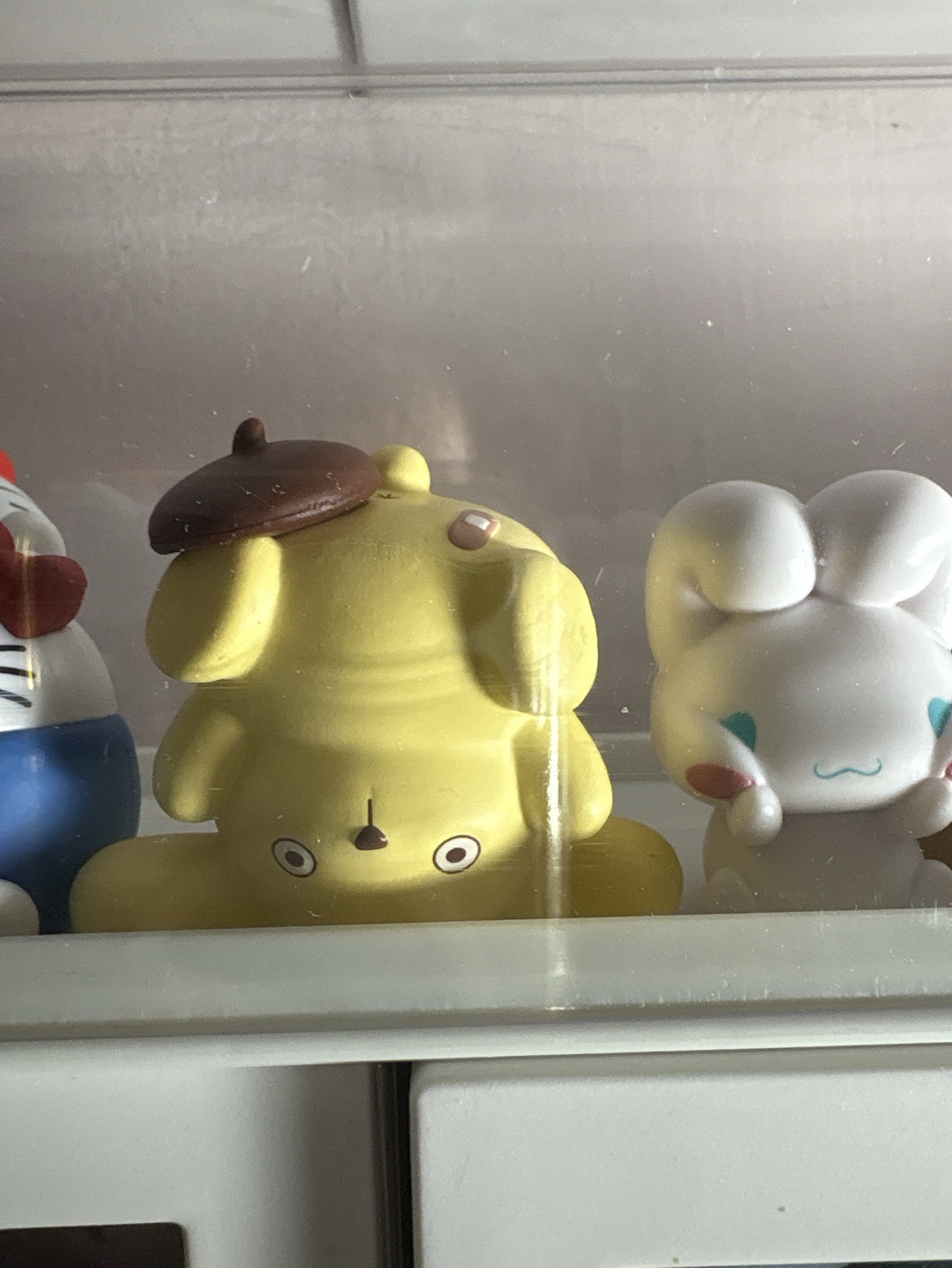 布丁狗跌倒公仔