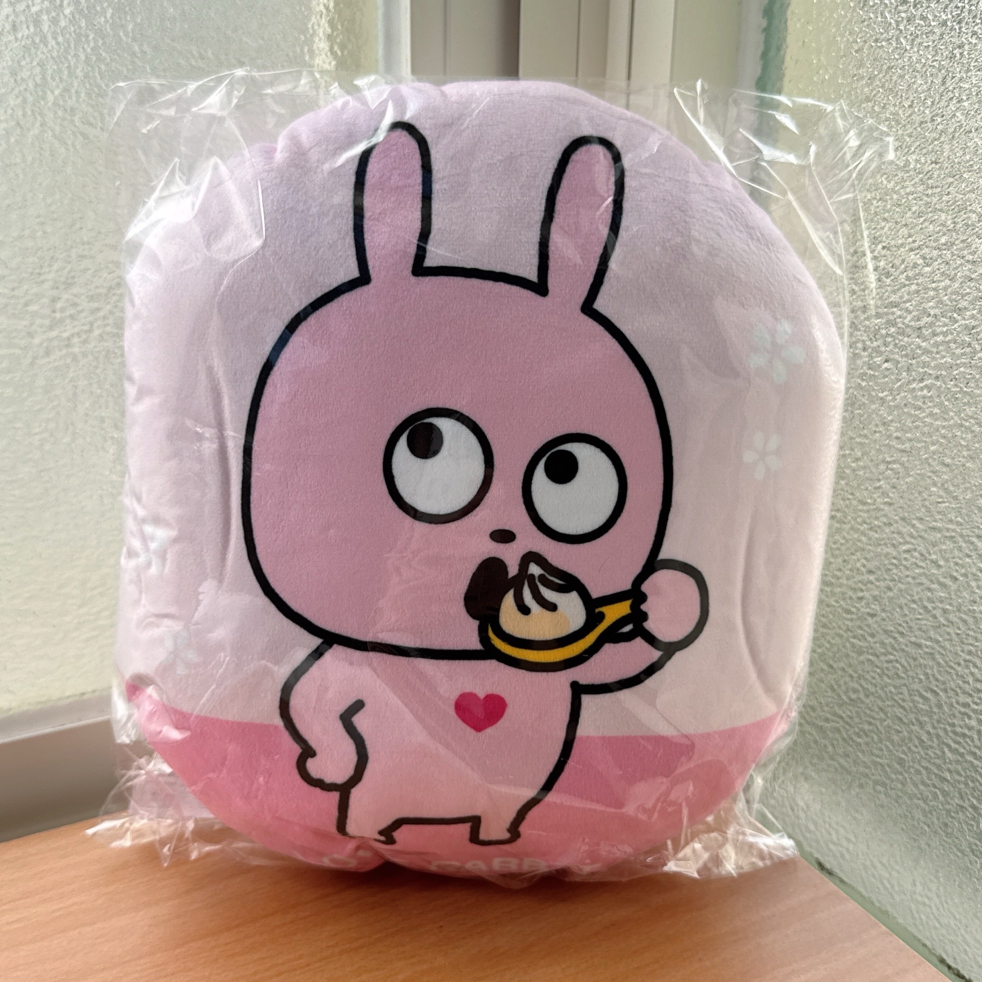 西村裕二台灣限定圓形抱枕-兔兔款