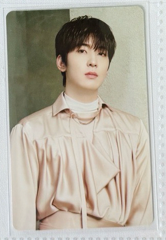 RIGHT HERE 隨機卡