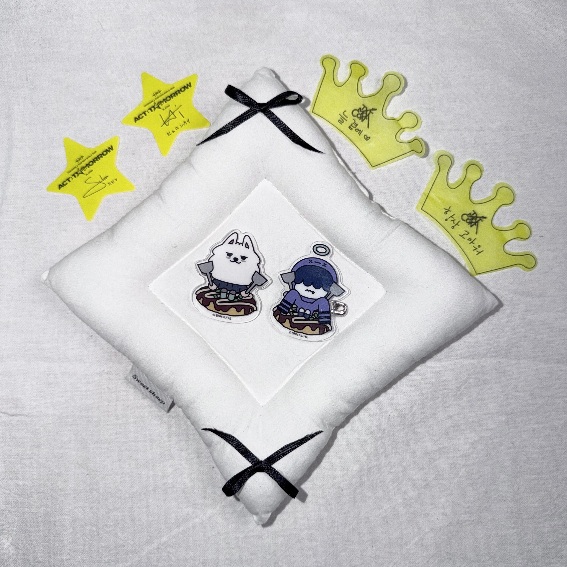 ⚪️25’巡迴 大阪燒 徽章 勇猛+哼阿寧 整圖不拆 送紙花