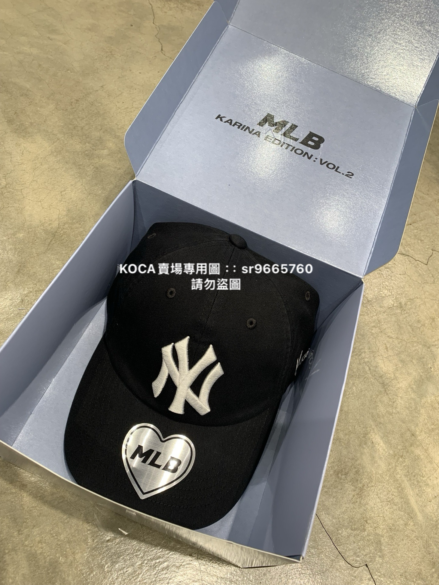 MLB KARINA :VOL.2 黑色刺繡簽名帽含小卡 全新現貨