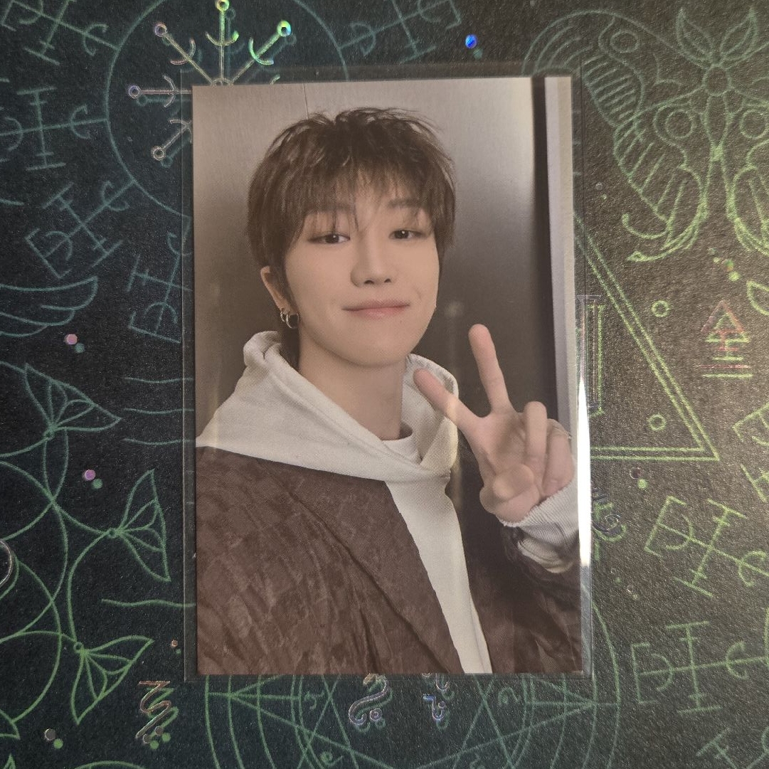 SEVENTEEN 2024 克拉島襯衫 小卡