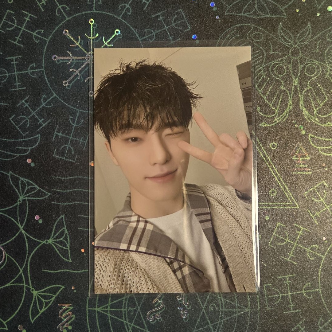 SEVENTEEN 2024 克拉島襯衫 小卡