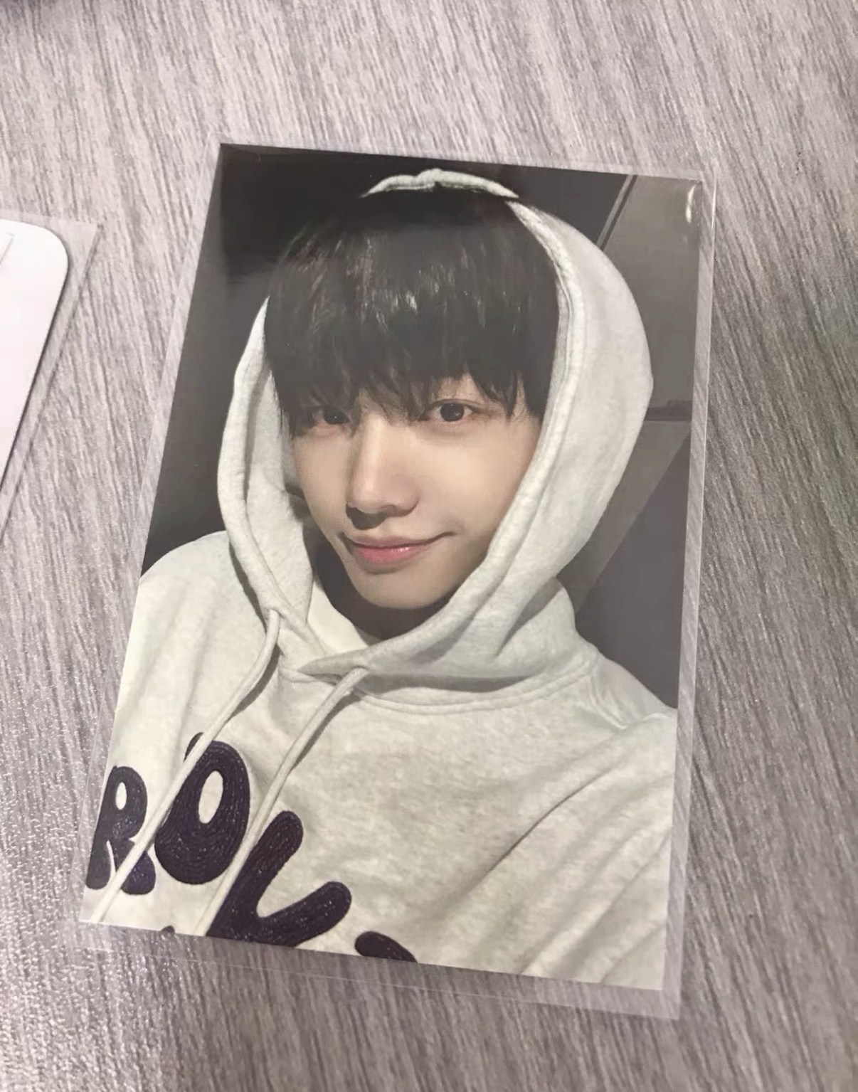 明宰鉉 一週年項鍊卡