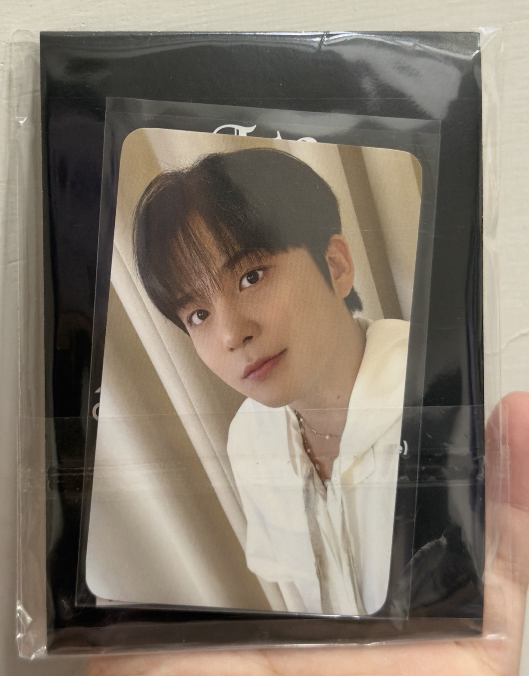 磁吸卡套含鍾浩小卡