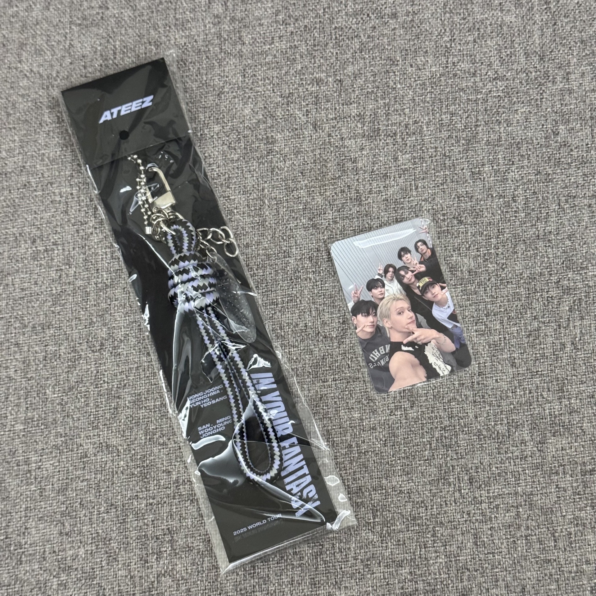 IYF 手燈掛繩 含卡 仁川線下購入