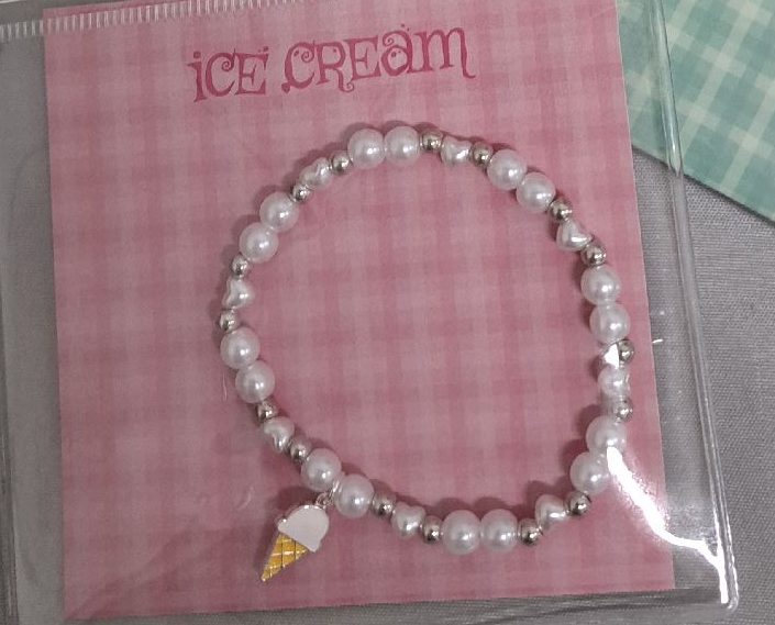 ITZY YUNA ICECREAM MS快閃店 手鍊