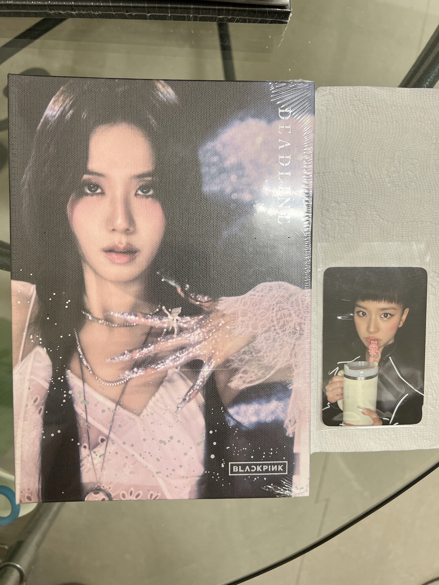 (現貨) 未拆專 +Jisoo特點卡