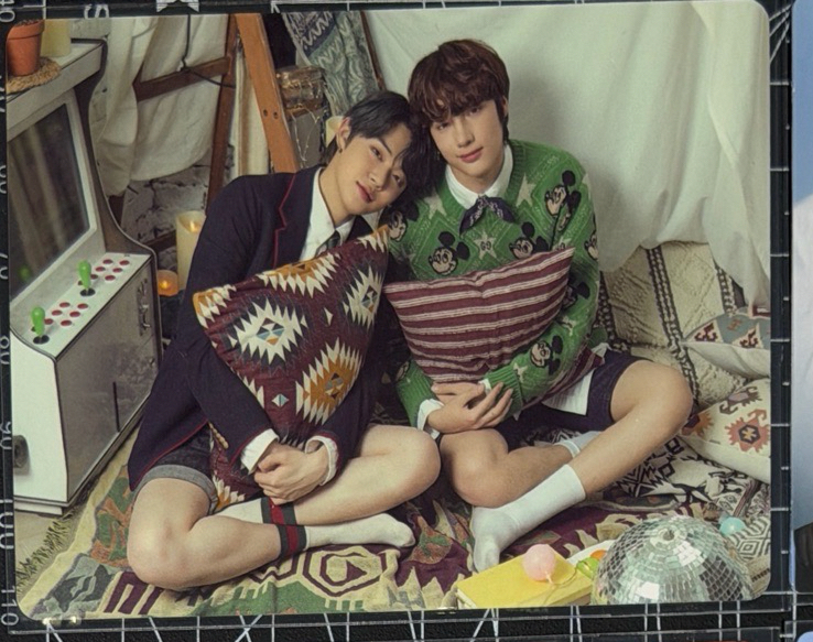 21 FANLIVE 隨機卡 竣寧